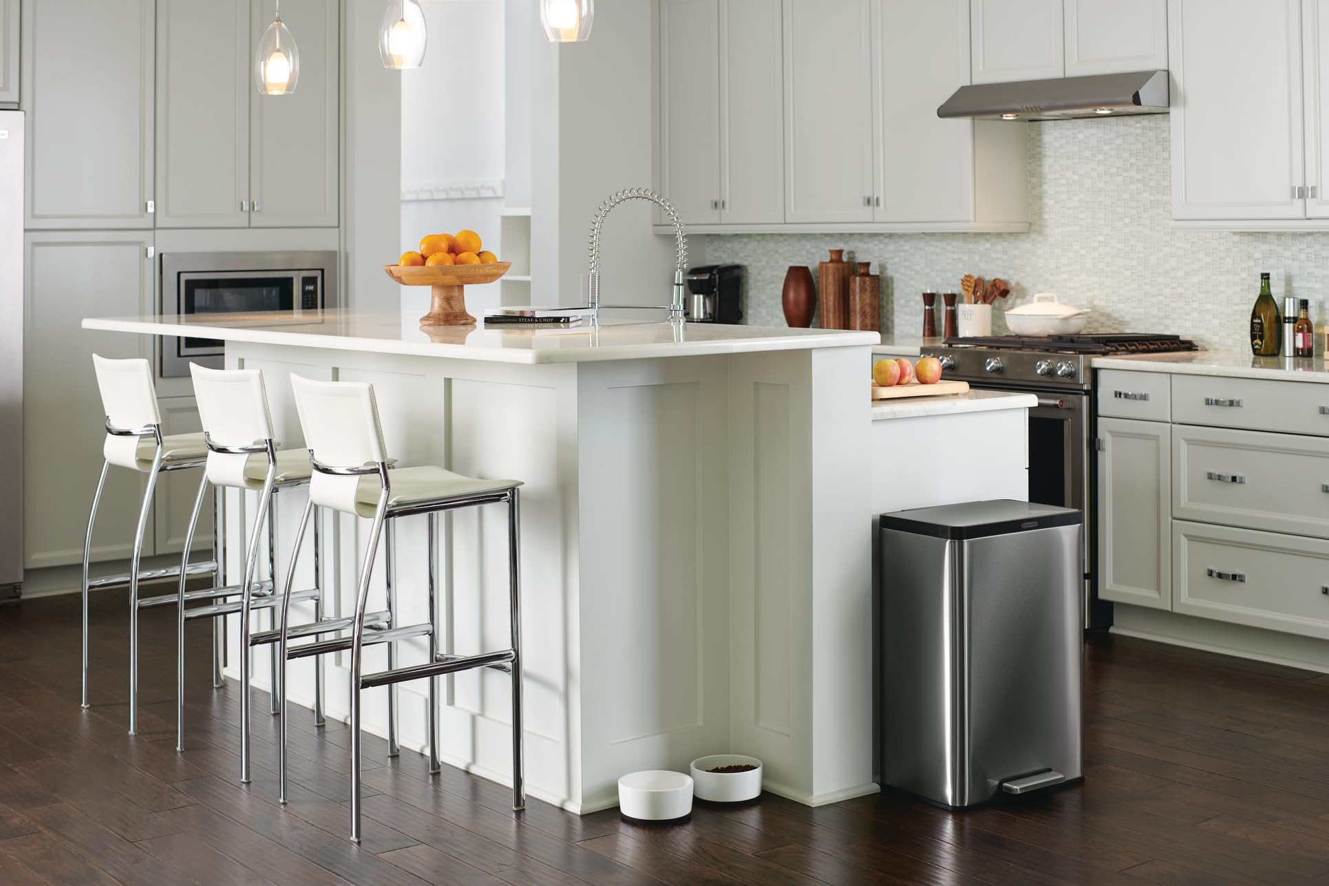 Rubbermaid Elite Stainless Steel Step-On Trash Can, 12 Gallon, Charcoal, Wastebasket for Home/Kitchen/Garage/Apartment/Office - Image 13