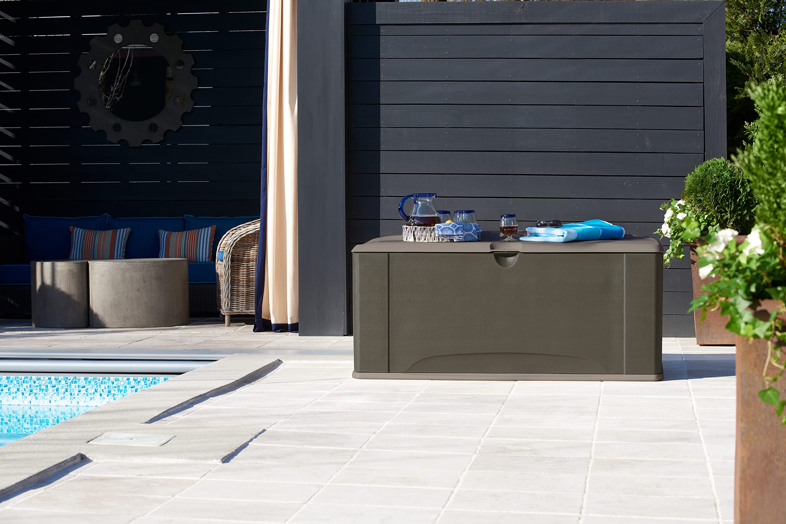 Rubbermaid Extra Large Resin Outdoor Storage Deck Box with Seat (120 Gal), Weather Resistant, Brown, Deck Organization for Home/Backyard/Pool Chemicals/Toys/Garden Tools/Porch/Patio Cushions - Image 9